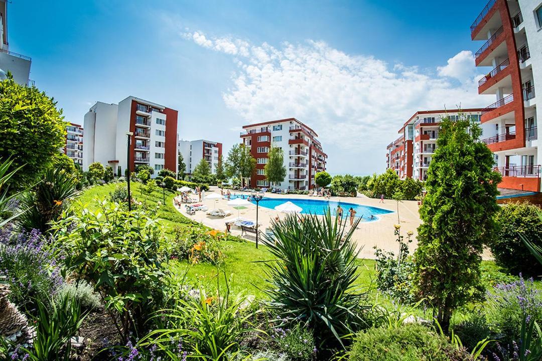 Panorama Marina Fort Beach - Premium Apartments Sea Viev Sveti Vlas Εξωτερικό φωτογραφία