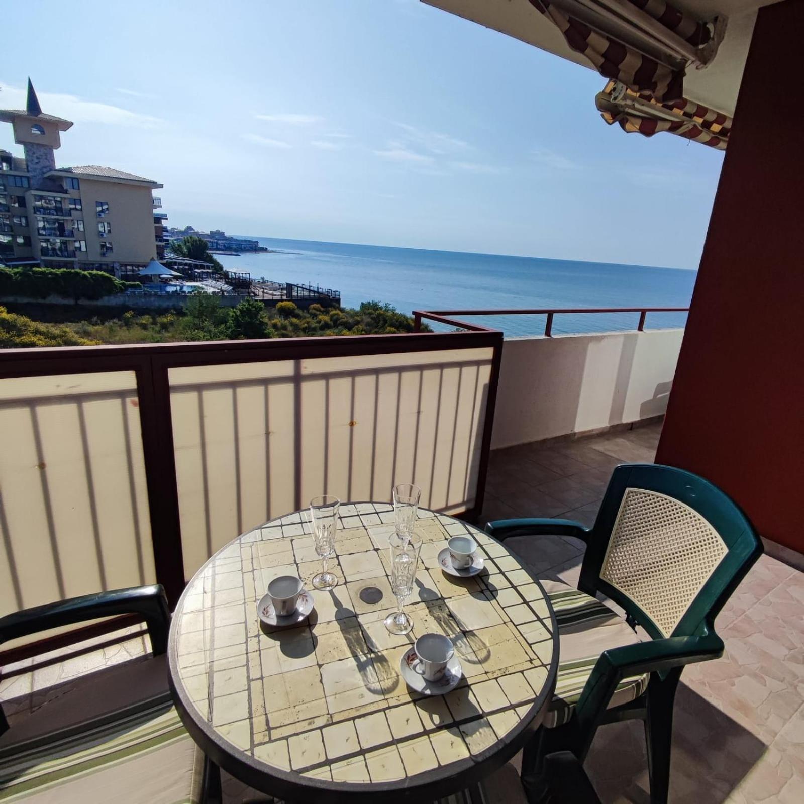 Panorama Marina Fort Beach - Premium Apartments Sea Viev Sveti Vlas Εξωτερικό φωτογραφία